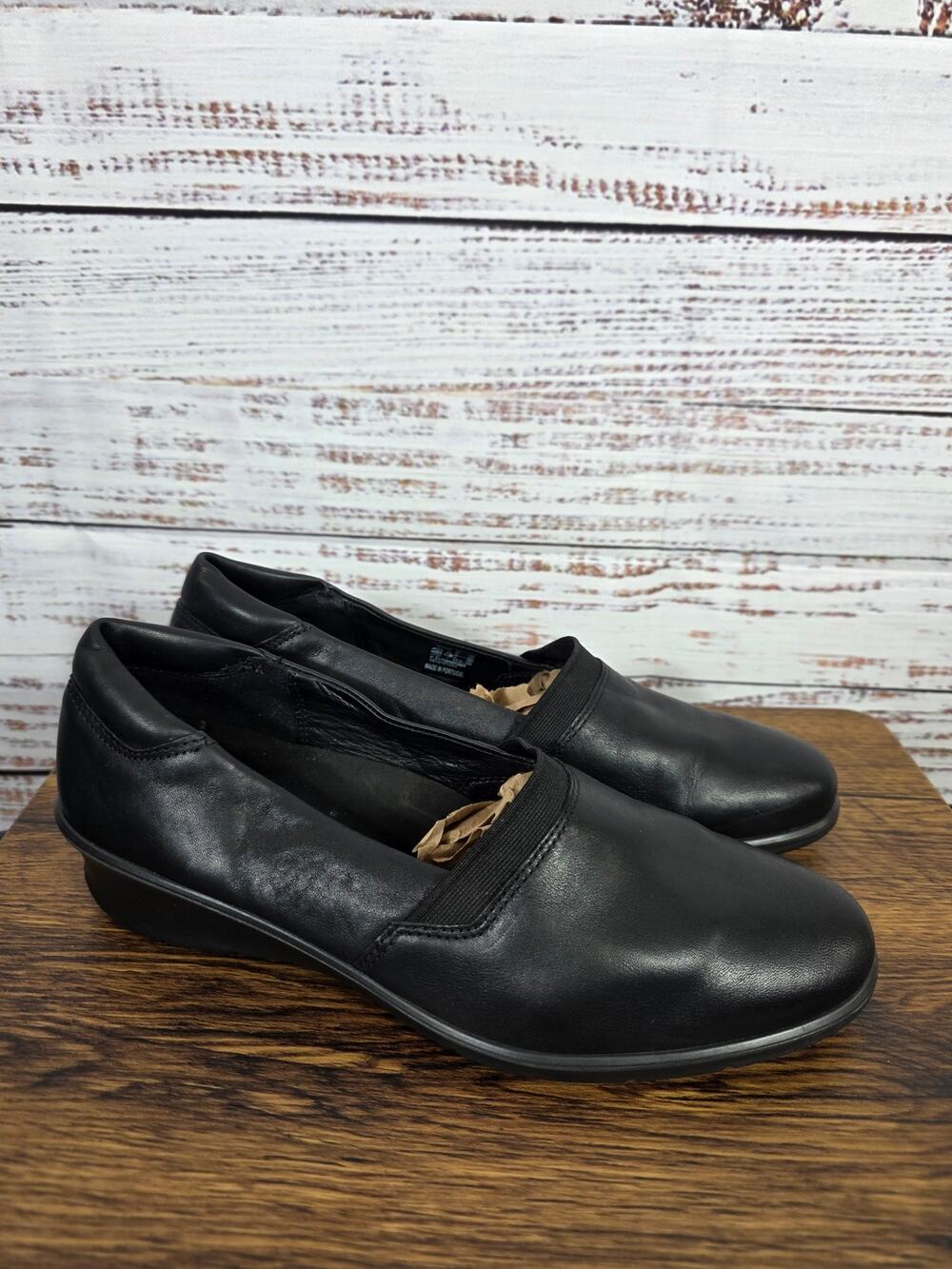 Ecco Wedge Loafers in Black Comfort Shoes Women's size 40 US size 9